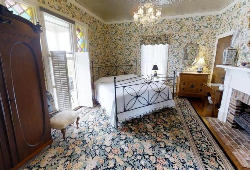 Hanna House Bed & Breakfast