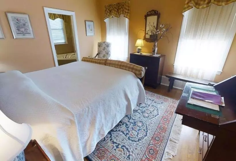 Hanna House Bed & Breakfast