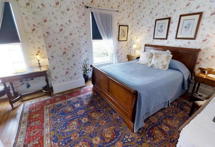 Hanna House Bed & Breakfast