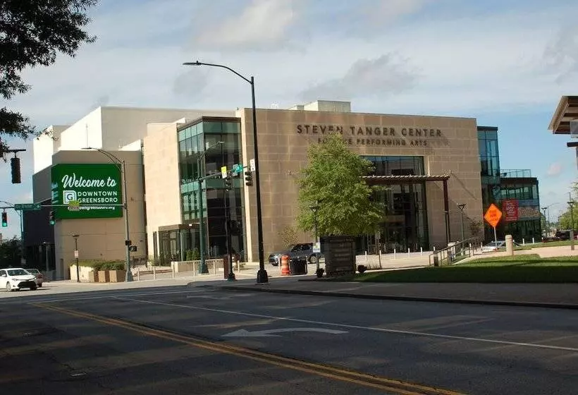 Haynes Bed And Breakfast