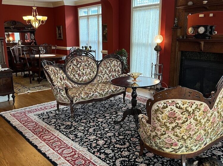 Haynes Bed And Breakfast