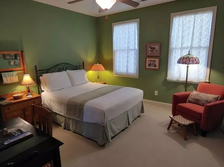 Haynes Bed And Breakfast