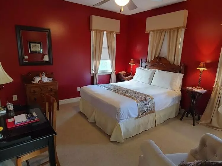 Haynes Bed And Breakfast