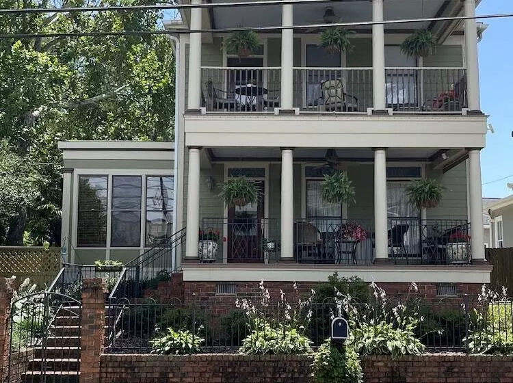 Haynes Bed And Breakfast