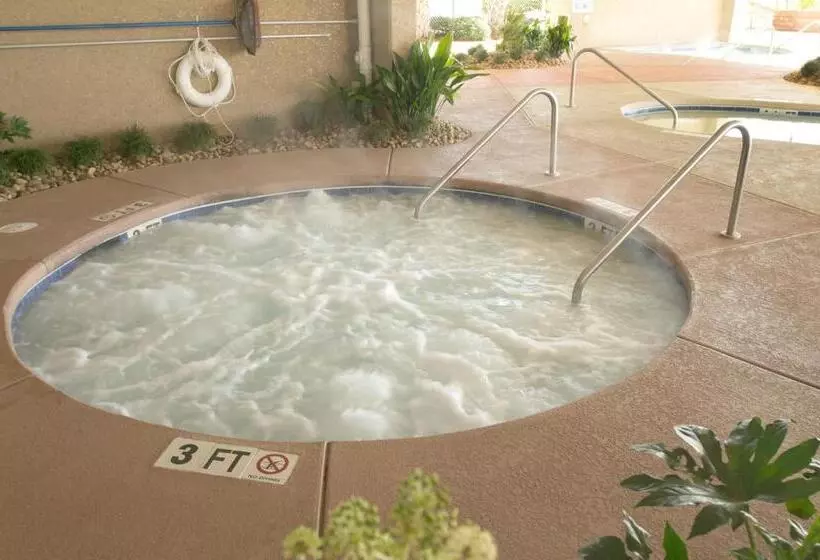 호텔 Bahama Sands Condos