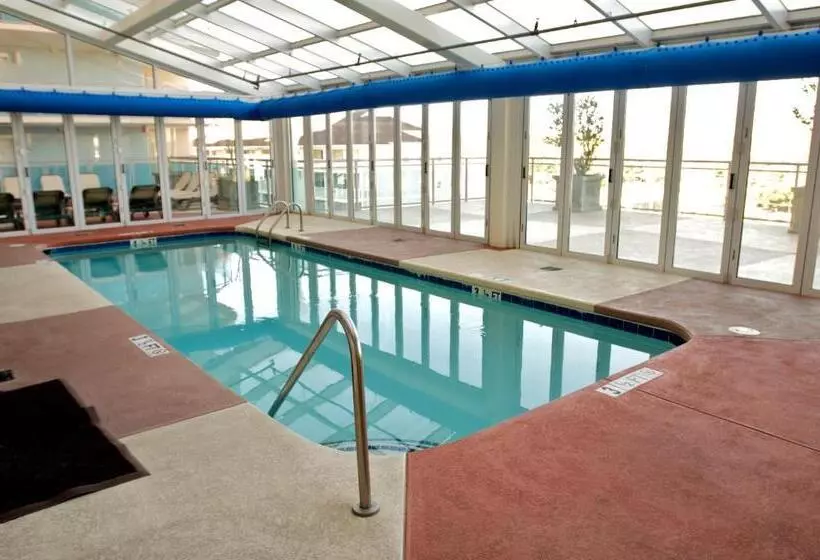 호텔 Bahama Sands Condos