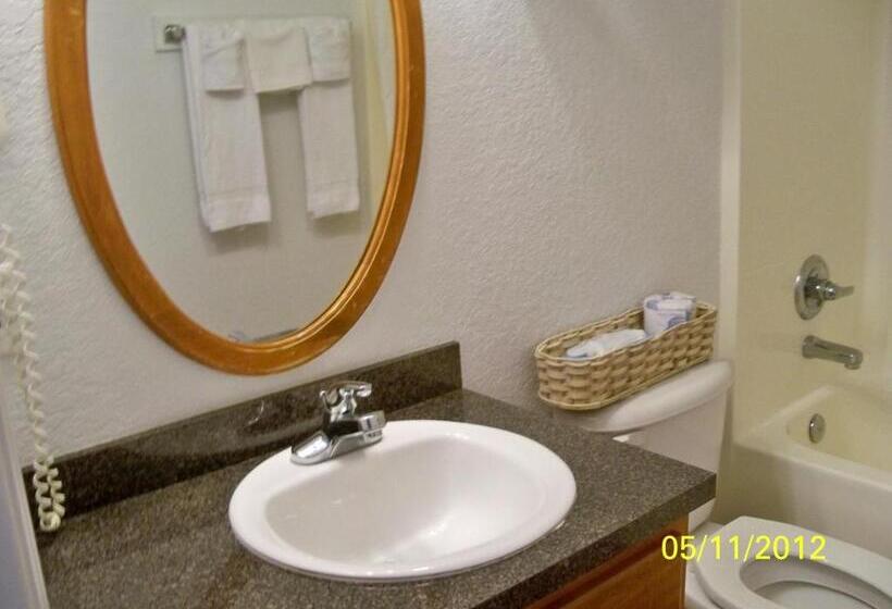 ホテル Lake Roy Beach Inn