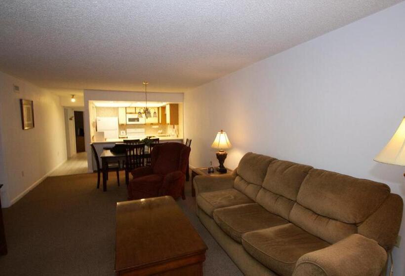 فندق Laurel Point Resort