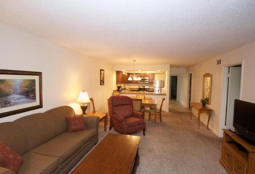 فندق Laurel Point Resort