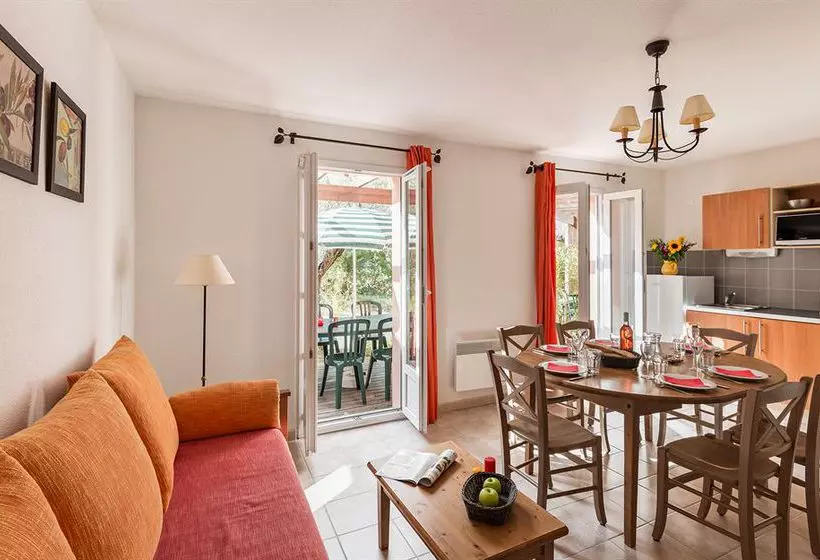 هتل Résidence Lagrange Vacances Le Domaine De L Oliveraie