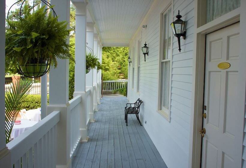 فندق Lookaway Inn