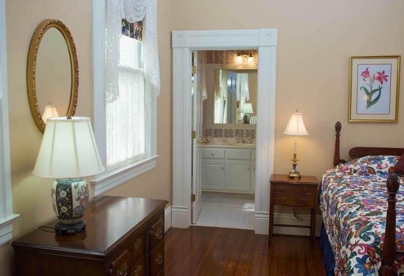 فندق Lookaway Inn