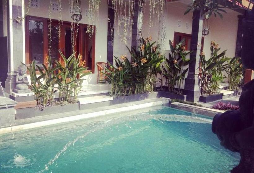 فندق Pondok Ayu Homestay