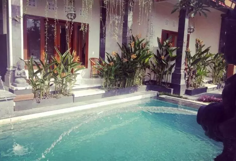 فندق Pondok Ayu Homestay