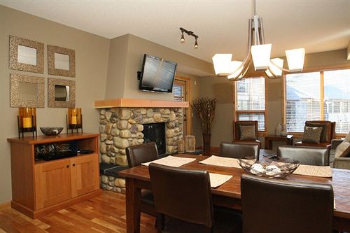 فندق Rundle Cliffs Lodge By Spring Creek Vacations