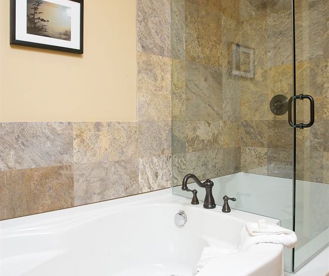 فندق Rundle Cliffs Lodge By Spring Creek Vacations