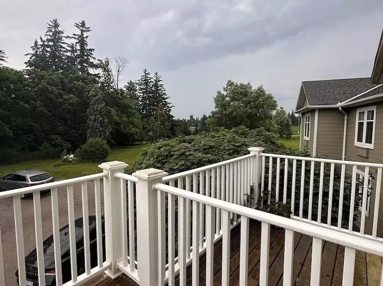 Hotelli Stone Willow Inn