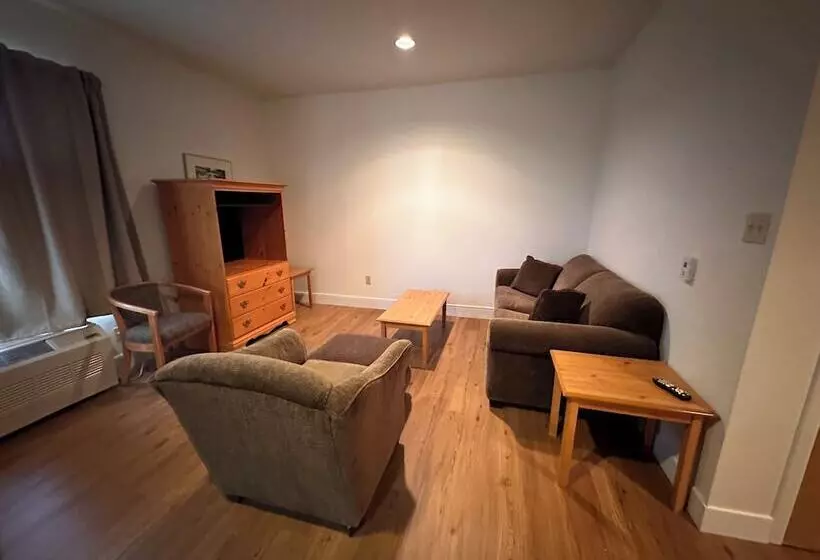 Hotelli Stone Willow Inn