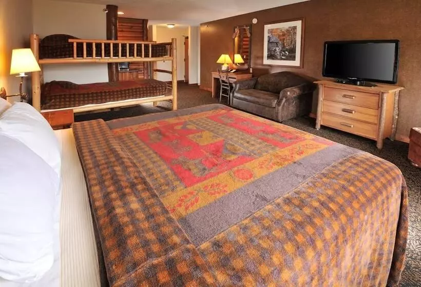 Cedar Creek Hotel Wausau   Rothschild