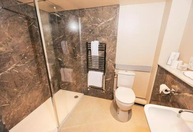 Отель The Auberge