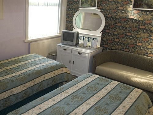 هتل The New Beehive Inn