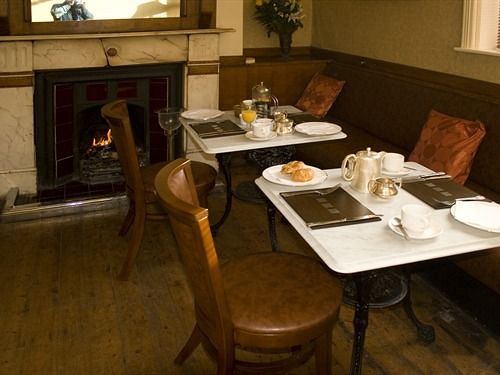 هتل The New Beehive Inn