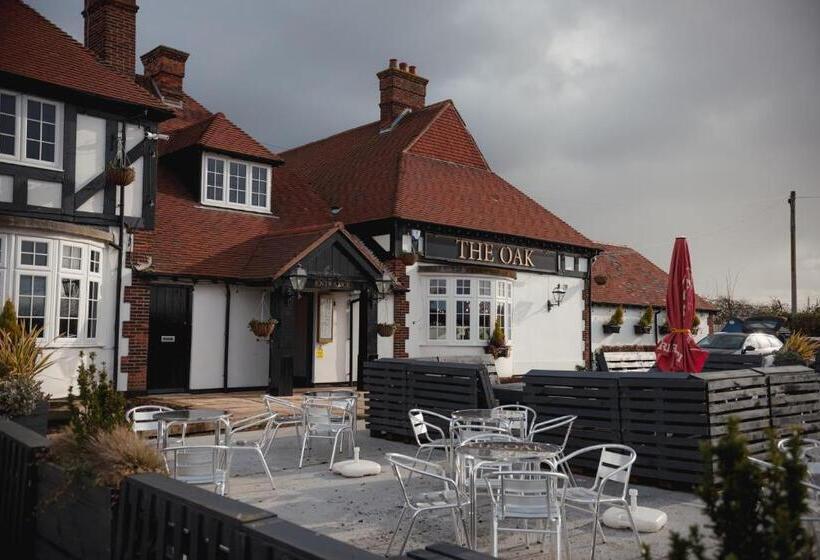 فندق The Oak Baginton