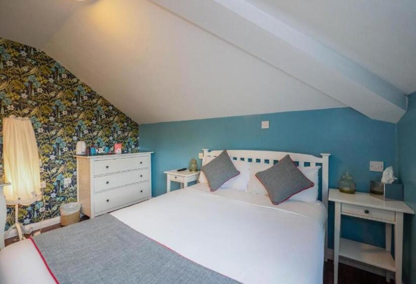 فندق The Oak Baginton