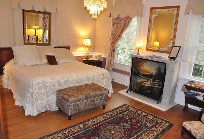 Melange Bed And Breakfast