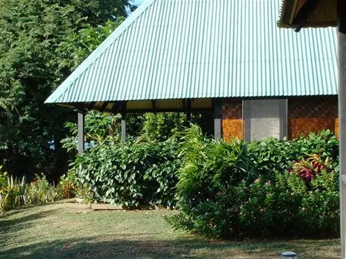 Palmlea Farms Lodge And Bures Villas