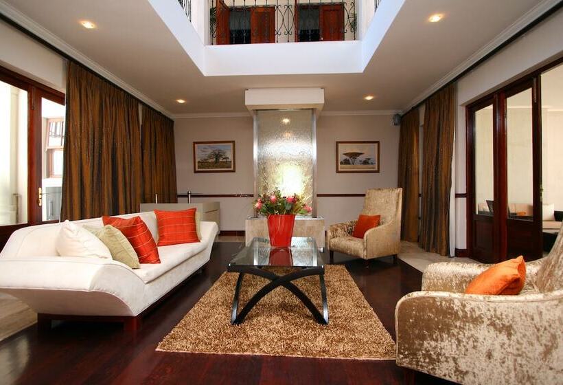 פנסיון Nova Constantia Boutique Residence