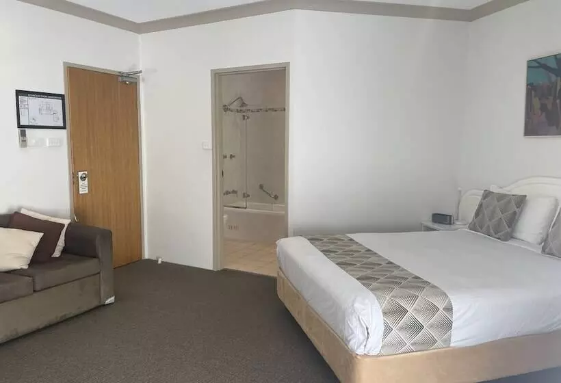 بنسيون Oasis Inn Ulladulla