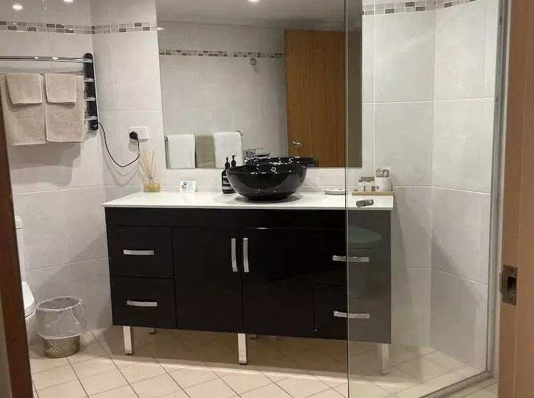 بنسيون Oasis Inn Ulladulla