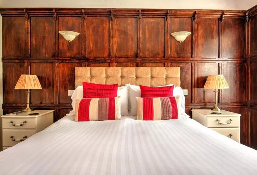 פנסיון Potters Mooring