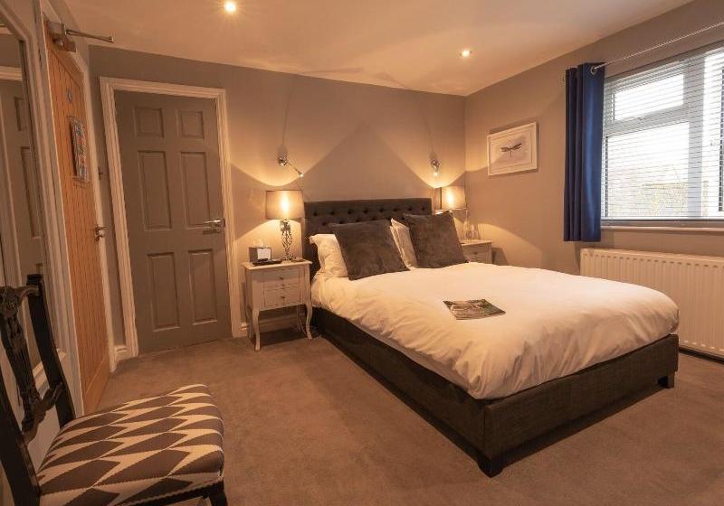 膳宿费 The Lansdowne