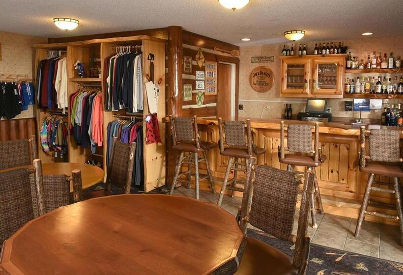 Cedar Creek Hotel Wausau   Rothschild