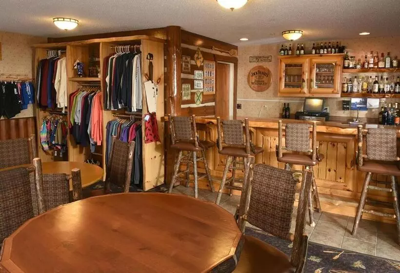 Cedar Creek Hotel Wausau   Rothschild