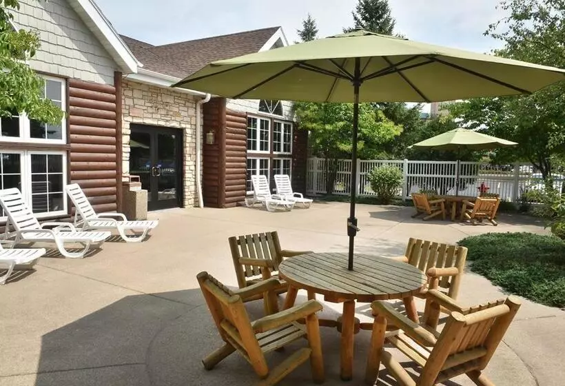 Cedar Creek Hotel Wausau   Rothschild