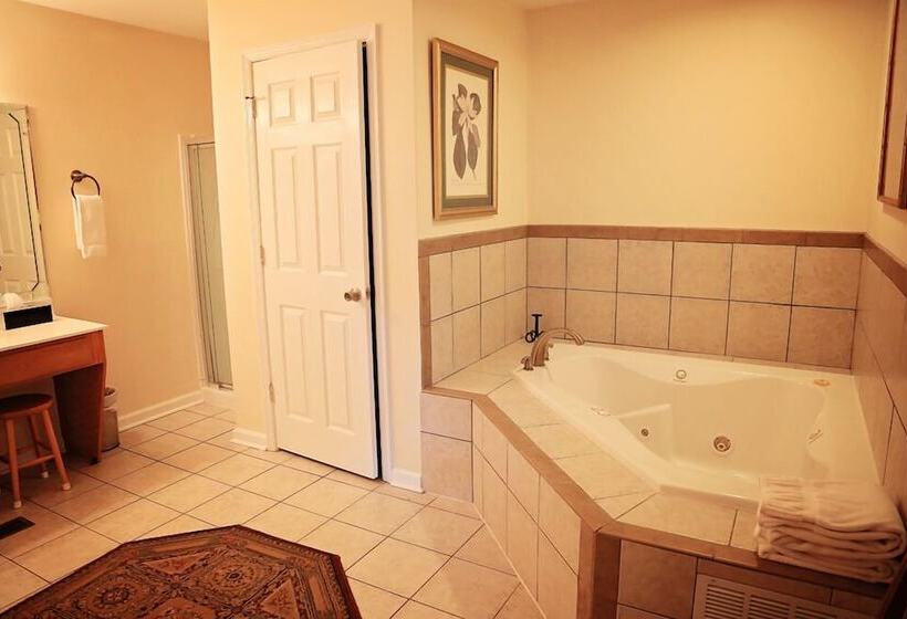 The Bennett House Bed & Breakfast