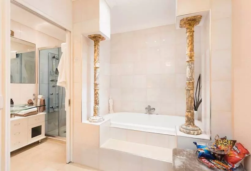 Villa Della Rosa Bed & Breakfast