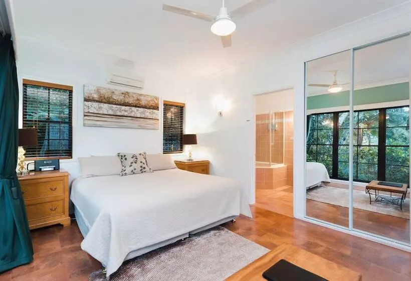 Villa Della Rosa Bed & Breakfast