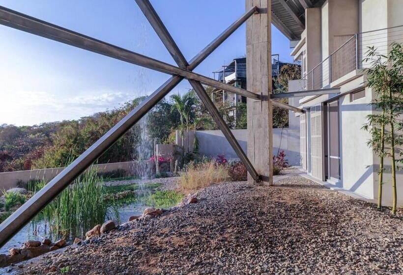 مبيت وإفطار Casa Cascada   Adults Only