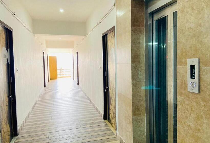 酒店 Abuzz Oxfordcaps Agrasen Boys Hostel, Dehradun