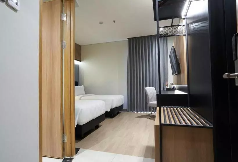 Hotelli Cordela Suites Tasikmalaya