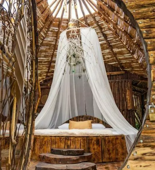 ホテル Glamping Cave