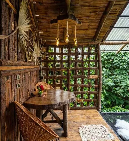 ホテル Glamping Cave