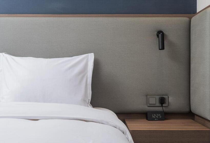 בית מלון כפרי Holiday Inn Express Chengdu Tianfu Airport Zone, An Ihg