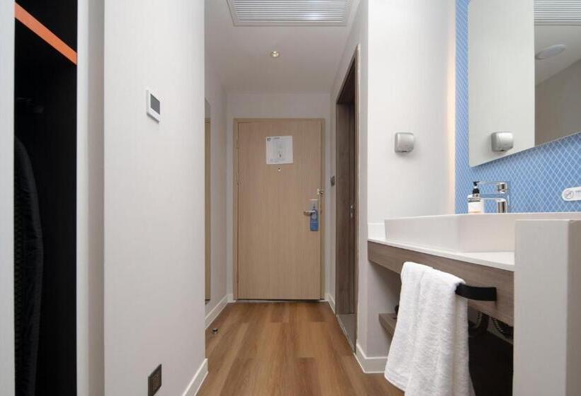 בית מלון כפרי Holiday Inn Express Chengdu Tianfu Airport Zone, An Ihg