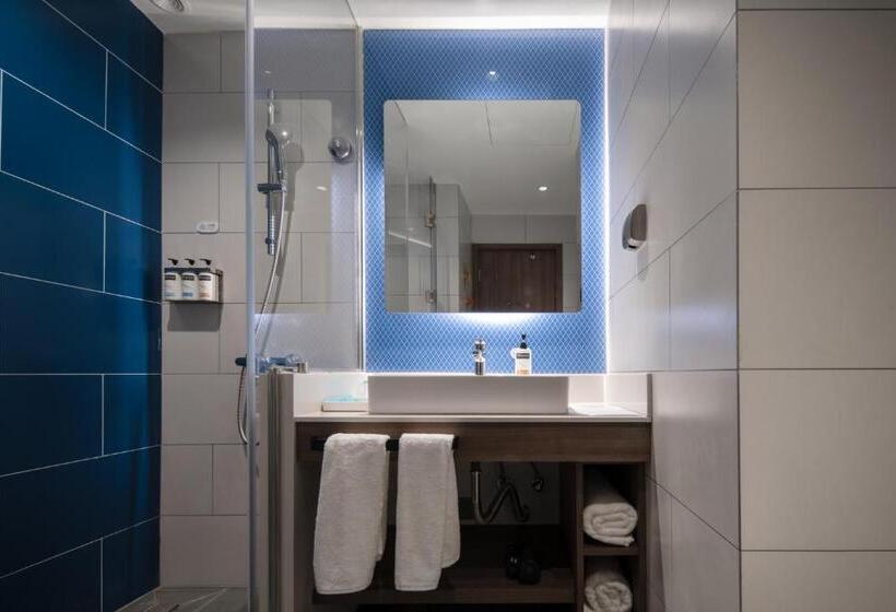 בית מלון כפרי Holiday Inn Express Chengdu Tianfu Airport Zone, An Ihg