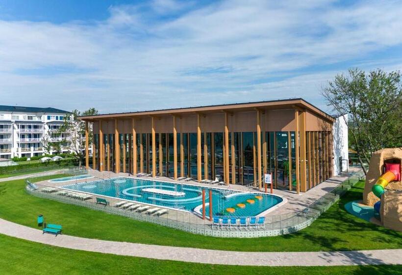 Отель Mövenpick Balaland Resort Lake Balaton